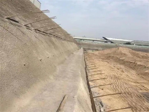 海西河道边坡加固